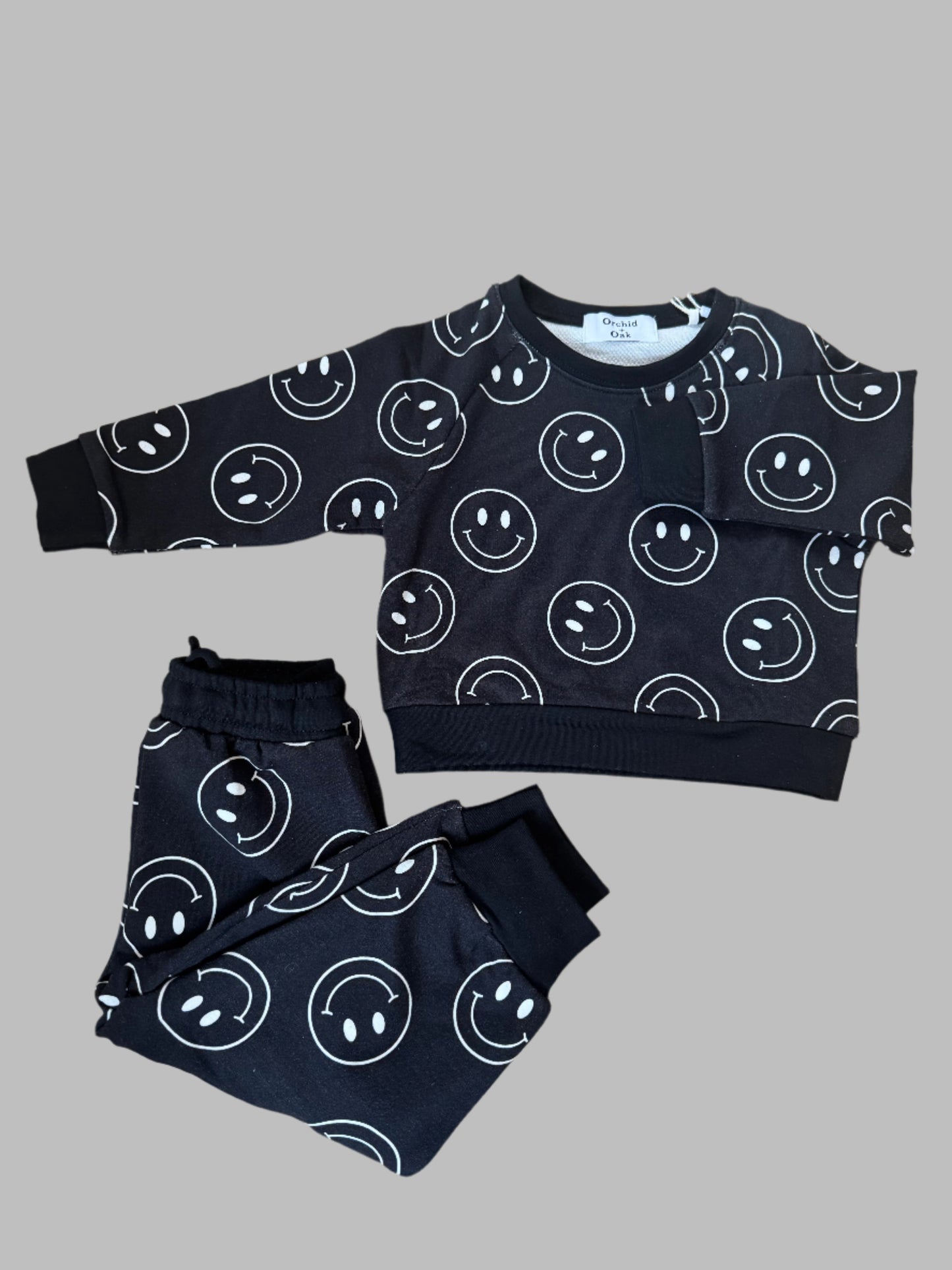 Smiley track suit